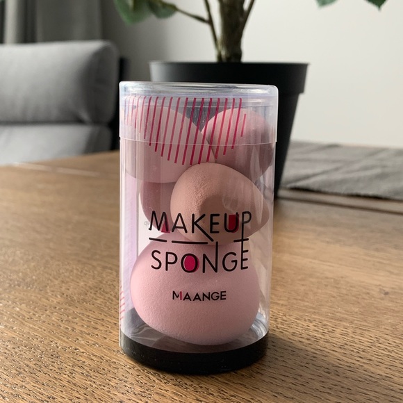 New! Makeup Sponge Set of 5 Pieces - Picture 2 of 3